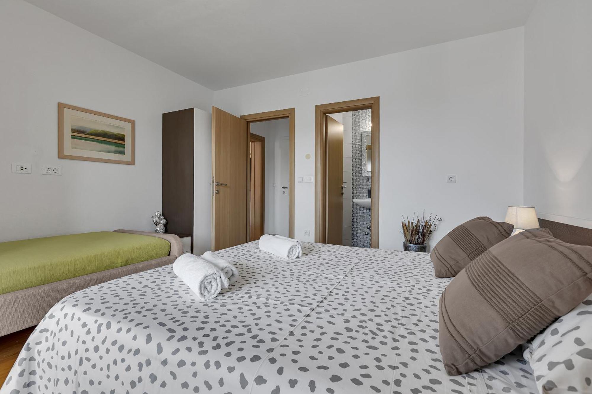 Apartamento Marinero Makarska Exterior foto